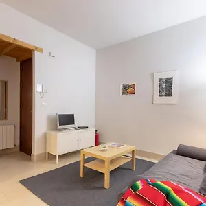 Indautxu Metro Next Stop Apartamento